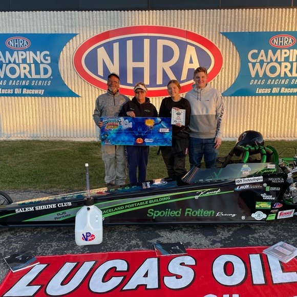 Please take a look at our closet and make an offer! - Picture 3 of 16